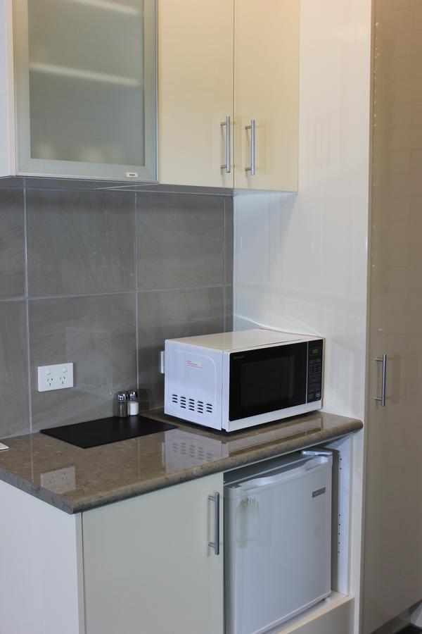 Colac Mid City Motor Inn Buitenkant foto